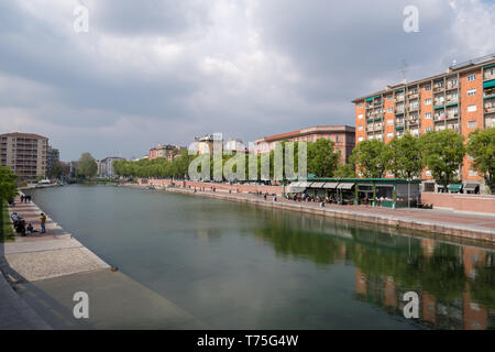Mailand, Italien im Stadtteil Navigli Darsena Riverside Stockfoto