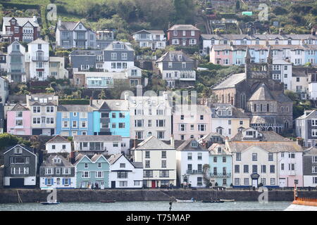 Anzeigen von Dartmouth, über den Fluss Dart, vom Kingswear Seite gesehen, Dartmouth, Devon, Großbritannien Stockfoto