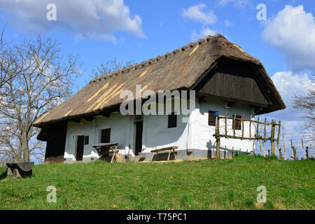 Altes Haus, Ort Filovci brennen Filóc, Slowenien, régi Ház Stockfoto