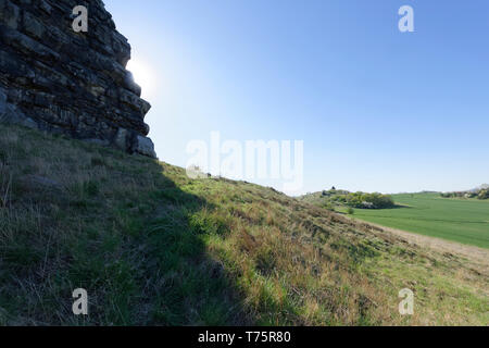 Der Teufelsmauerstieg zwischen Blankenburg und Ballenstedt. Stockfoto