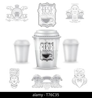 Drei realistische Mock up Kaffee oder Tee Schale aus Kunststoff mit Deckel und Satz von Silhouette Labels auf weißem Hintergrund. Vector Illustration Stock Vektor