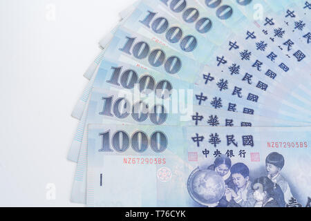 1000 neue Taiwan-Dollar isoliert auf weißem Hintergrund Stockfoto