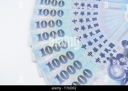 1000 neue Taiwan-Dollar isoliert auf weißem Hintergrund Stockfoto