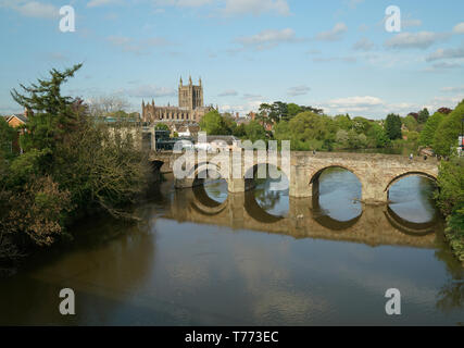 Hereford alten Wey Brücke & Dom-2 Stockfoto