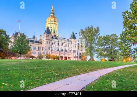 Connecticut State Capitol in Hartford, Connecticut, USA in der Morgendämmerung. Stockfoto