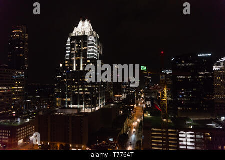 Panoramablick über die Innenstadt von Austin, Texas, bei Nacht Stockfoto