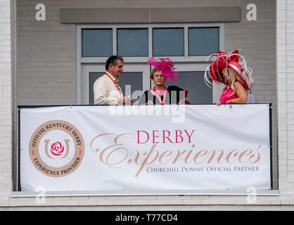 Louisville, KY, USA. 4. Mai, 2019. Mai 4, 2019: Szenen aus Kentucky Derby Tag an Churchill Downs am 4. Mai 2019 in Louisville, Kentucky. /Scott Serio/Eclipse Sportswire/CSM/Alamy leben Nachrichten Stockfoto