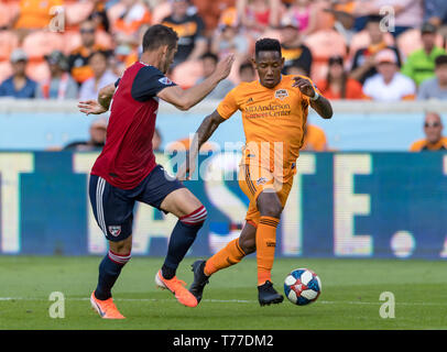 Texas, USA. 04 Mai, 2019. Mai 04, 2019 Houston Dynamo vorwärts Romell Quioto (31) Während ein Match zwischen FC Dallas und Houston Dynamo bei BBVA Compass Stadion in Houston, Texas. Die endgültige Houston Dynamo schlägt den FC Dallas 2-1 Maria Lysaker/CSM Credit: Cal Sport Media/Alamy leben Nachrichten Stockfoto