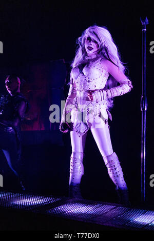 Miami Beach, FL, USA. 3. Mai, 2019. September Trauer führt im Fillmore Miami Beach in Miami Beach, FL Mai 3, 2018. Quelle: MPI 140/Media Punch/Alamy leben Nachrichten Stockfoto