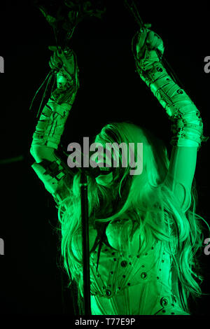 Miami Beach, FL, USA. 3. Mai, 2019. September Trauer führt im Fillmore Miami Beach in Miami Beach, FL Mai 3, 2018. Quelle: MPI 140/Media Punch/Alamy leben Nachrichten Stockfoto