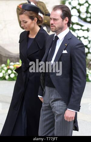 Luxemburg. 04 Mai, 2019. Beerdigung von verstorbenen Großherzog Jean von Luxemburg auf saturdaynoon 4. Mai 2019 in der Kathedrale von Luxemburg, diese Bilder: Ausfahrt der Großherzoglichen Familie der Kathedrale nach dem eigenen Begräbnis in der Krypta der Kathedrale. Prinz und Prinzessin Claire FŽlix von Luxemburg. Obligatorische Photo Credit: ÒLUXPRESS/Jean-Claude Ernst" LUXPRESS PressAgency 2, rue De Malines, L-2123 LUXEMBURG Mobil: +352 661 432343. *** Hinweise an die Redaktion: 1. Keine Verwendung für Werbezwecke 2. Kein Modell Release 3. Keine Verantwortung für den Missbrauch mit inappropri Credit: CO Stockfoto