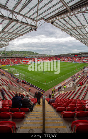 Rotherham, Großbritannien. 5 Mai, 2019. Eine allgemeine Ansicht der New York Stadium während der Himmel Wette Championship Match zwischen Rotherham United und Middlesbrough im New York Stadium, Rotherham am Sonntag, den 5. Mai 2019. Nur die redaktionelle Nutzung, eine Lizenz für die gewerbliche Nutzung erforderlich. Keine Verwendung in Wetten, Spiele oder einer einzelnen Verein/Liga/player Publikationen. Foto darf nur für Zeitung und/oder Zeitschrift redaktionelle Zwecke verwendet werden. Credit: MI Nachrichten & Sport/Alamy leben Nachrichten Stockfoto