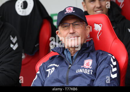 Rotherham, Großbritannien. 5 Mai, 2019. Tony Pulis die Middlesbrough Manager vor dem Sky Bet Championship Match zwischen Rotherham United und Middlesbrough im New York Stadium, Rotherham am Sonntag, den 5. Mai 2019. Nur die redaktionelle Nutzung, eine Lizenz für die gewerbliche Nutzung erforderlich. Keine Verwendung in Wetten, Spiele oder einer einzelnen Verein/Liga/player Publikationen. Foto darf nur für Zeitung und/oder Zeitschrift redaktionelle Zwecke verwendet werden. Credit: MI Nachrichten & Sport/Alamy leben Nachrichten Stockfoto