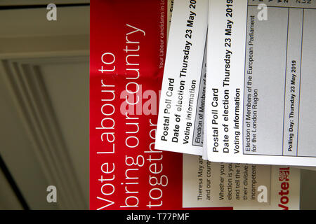 Mai 5, 2019 - London, Vereinigtes Königreich - Umfrage Karten für das Europäische Parlament London Region Wahlen mit der Labour Party EU-Wahlkampf Packungsbeilage ankommen.. Die Wahlen zum Europäischen Parlament statt am Donnerstag, den 23. Mai 2019. (Bild: © Dinendra Haria/SOPA Bilder über ZUMA Draht) Stockfoto