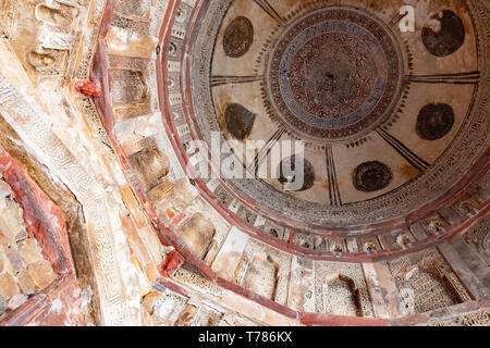 Indien, Neu-Delhi, Sheesh Gumbad, 30 Mar 2019 - sheesh Gumbad Grab aus der letzten Linie der Lodhi Dynastie, in Lodi Gärten Stadtpark Stockfoto