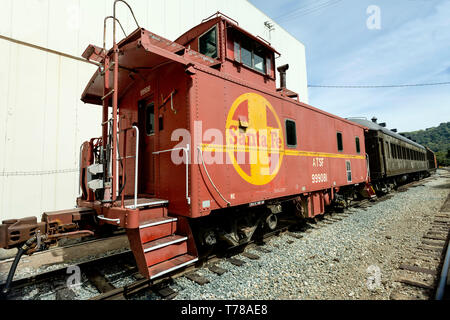 Niles Canyon Bahn hof, Niles, CA - 11 April, 2011: Niles Canyon Bahn hof ist eine private Sammlung von Züge und Waggons, die Wiederherstellen Stockfoto