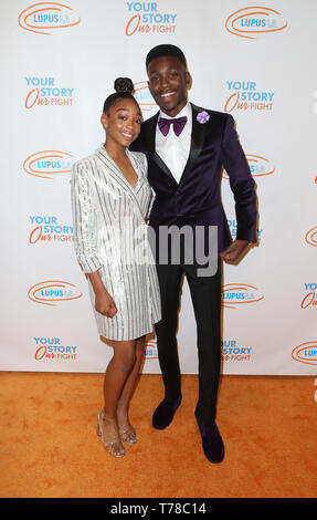 Mai 2019 - Beverly Hills, CA, USA - 04. Mai 2019 - Beverly Hills, Kalifornien - Eris Baker, Niles Fitch. Lupus LA Orange Ball 2019 im Beverly Wilshire Four Seasons Hotel. Foto: Faye Sadou/AdMedia Stockfoto