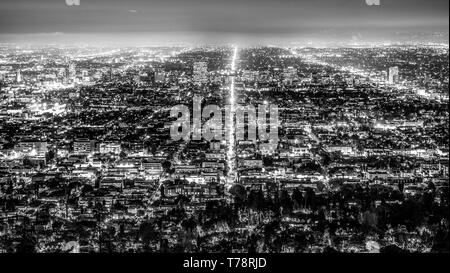 Luftaufnahme über Los Angeles Downtown aus Hollywood Hills Stockfoto
