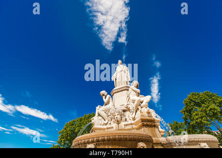 Detail von Pradier Brunnen im Esplanade Charles-de-Gaulle in Nimes, Frankreich Stockfoto