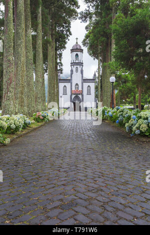 São Nicolau Kirche - Dorf Kirche in Sete Cidades, São Miguel, Azoren, Portugal Stockfoto