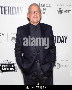 New York, NY - Mai 04, 2019: Ronald Meyer besucht 'Gestern' Closing Night Gala Film während der 2019 Tribeca Film Festival in der SVA Theater Stockfoto