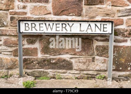 Ungewöhnliche street sign, Brauerei Lane, in Cockermouth, Cumbria, England, Großbritannien Stockfoto