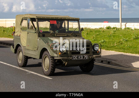 MungA 4 German Army Canvas top AUDI Military Jeep, universeller Mehrzweck-Geländewagen mit Allradantrieb; Oldtimer, Veteran, retro Sammlerstück, restauriert, Hochgeschätzte Oldtimer, militärische Kulturveranstaltung, Oldtimer, europäische Automobilausstellung der Blackpool Vehicle Preservation Group (BVPG) in Cleveleys, Großbritannien Stockfoto