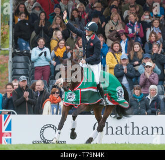 Piggy Französisch an der Preisverleihung des 2019 Mitsubishi Motors Badminton Horse Trials Stockfoto