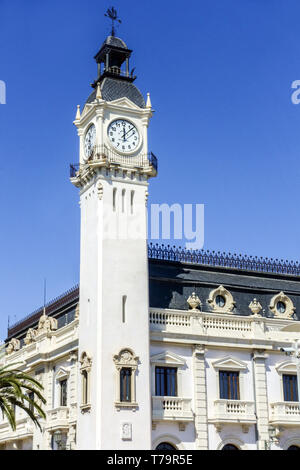 Hafenbehörde von Valencia, Uhrenturm, Hafen von Valencia, Spanien Stockfoto