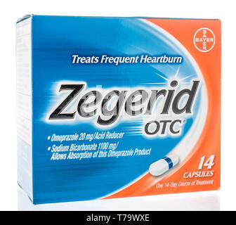 Winneconne, WI - 26. April 2019: ein Paket von Zegerid OTC-Arzneimittel gegen Sodbrennen auf einem isolierten Hintergrund Stockfoto