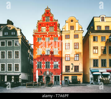 Die Stadt Stockholm Stortorget bunte Häuser Architektur Stadtbild Blick in Schweden Europa reisen Sehenswürdigkeiten Stockfoto