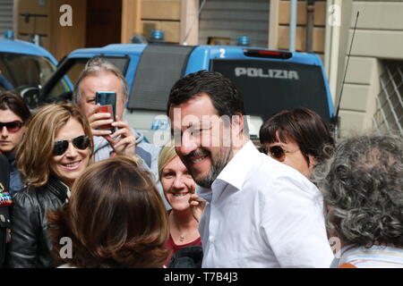 Matteo Salvini, Modena - Italien, 3. Mai 2019: öffentliche Politik Konferenz Lega Partei Stockfoto