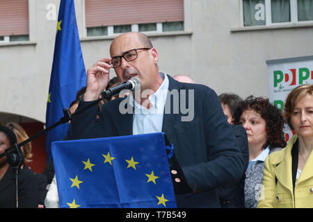 Nicola Zingaretti - MODENA - ITALIEN, 4. Mai 2019: Nicola Zingaretti PD-Sekretär, der öffentlichen Politik Konferenz der Demokratischen Partei Stockfoto