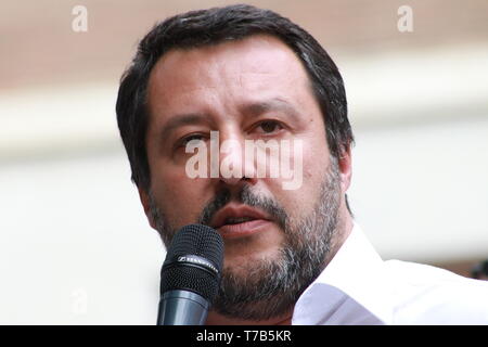 Matteo Salvini, Modena - Italien, 3. Mai 2019: öffentliche Politik Konferenz Lega Partei Stockfoto