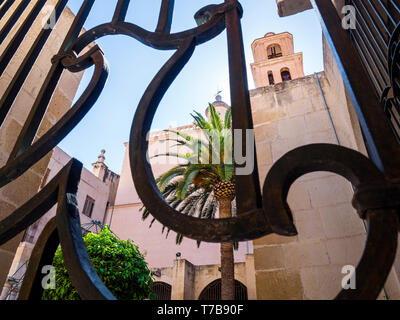 Claustro de la Iglesia Concatedral de San Nicolás de Bari. Alicante. Comunidad Valenciana. España Stockfoto