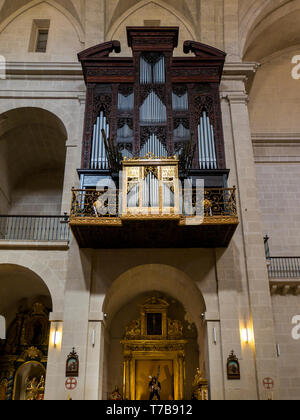 Órgano de la Iglesia Concatedral de San Nicolás de Bari. Alicante. Comunidad Valenciana. España Stockfoto