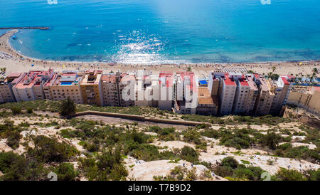 Playa del Postiguet Vista desde el Castillo de Santa Bárbara. Alicante. Comunidad Valenciana. España Stockfoto