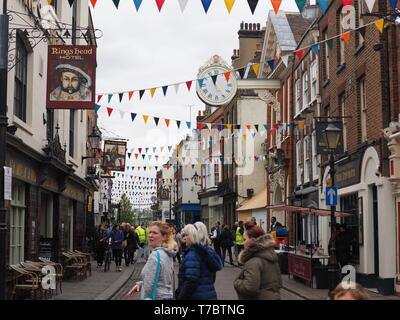 Rochester, Kent, Großbritannien. 6. Mai 2019. UK Wetter: bewölkt und bewölkten Tag in Rochester, Kent auf Feiertag Montag. Credit: James Bell/Alamy leben Nachrichten Stockfoto