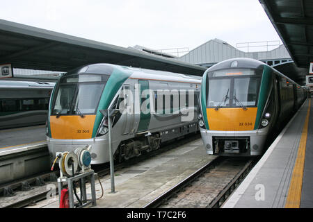 Dublin Heuston, Irland, April 2010, ein Iarnrod Eireann Zug Stockfoto