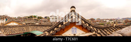 Panoram Aussicht auf dem Dach des alten traditionellen Häusern, Seoul, Südkorea Stockfoto