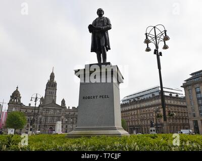 Robert Peel Statue auf dem George Square, Glasgow, Schottland, Großbritannien, Europa Stockfoto