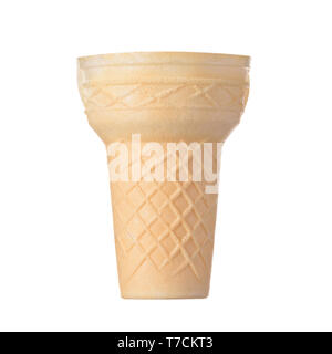 Kleine Eis Waffel Kegel auf weißem Hintergrund Stockfoto