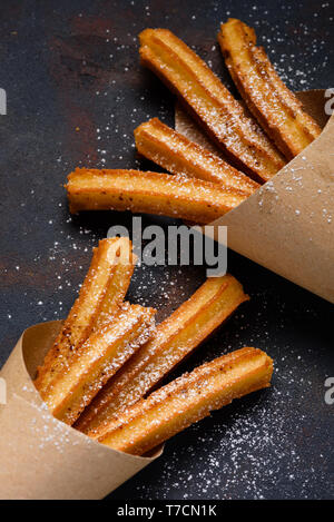 Churro Zucker Pulver traditionelle spanische Street Food Stockfoto