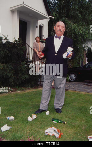 Mit einem Bein im Grab, Fernsehserie, Deutschland 1996 - 1998, Darsteller: Heinz Schubert Stockfoto