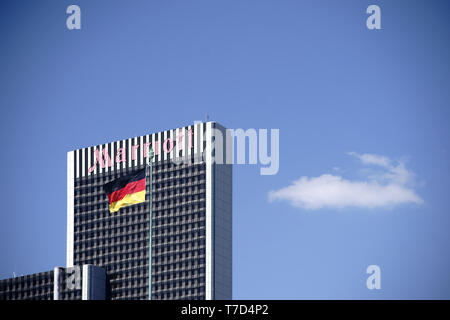 Frankfurt, Deutschland - 18 April 2019: Das 5-Sterne-Luxus-Hotel Frankfurt Marriott Hotel einen Wolkenkratzer auf der Messe am 18. April 2019 in Frankfurt am Main. Stockfoto