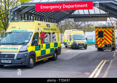 Lancaster England uk 18 April 2019 Krankenwagen geparkt außerhalb Notaufnahme Stockfoto