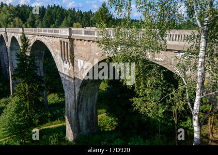 Viadukt in der Nähe von Stanczyki, Ermland Masuren, Polen Stockfoto