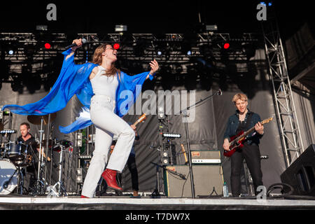 ATLANTA, Georgia - Mai 05: Maggie Rogers führt während der Tag 3 der wackeligen Knien Music Festival in Atlanta Central Park am Mai 04, 2019 in Atlanta, Georgia. Foto: Ryan Fleisher/imageSPACE/MediaPunch Stockfoto