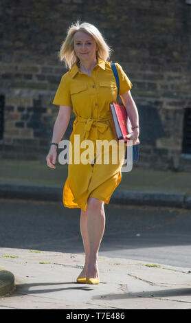 Downing Street, London, UK. 7. Mai 2019. Elizabeth Truss, Chief Secretary, Schatzamt in Downing Street für die wöchentliche Kabinettssitzung. Credit: Malcolm Park/Alamy Leben Nachrichten. Stockfoto