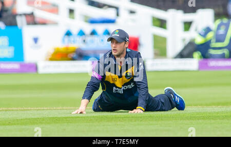 Brighton, UK. 7. Mai 2019 - Billy Root von Glamorgan während der Royal London eintägiger Pokalspiel zwischen dem Sussex Haie und Glamorgan Fielding an der 1. zentralen County Boden in Hove. Foto: Simon Dack/Alamy leben Nachrichten Stockfoto